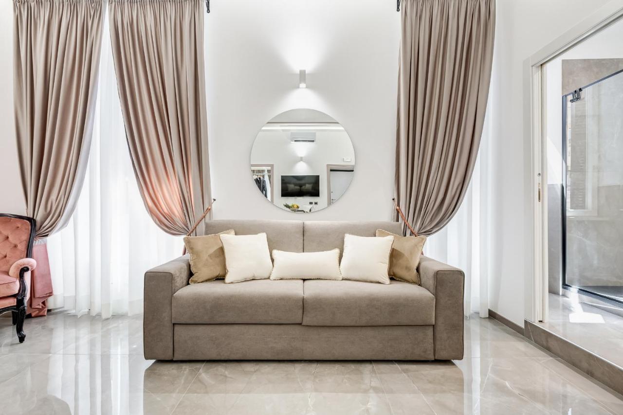 Unoseitre - Luxury Apartment & Suite Rome Bagian luar foto