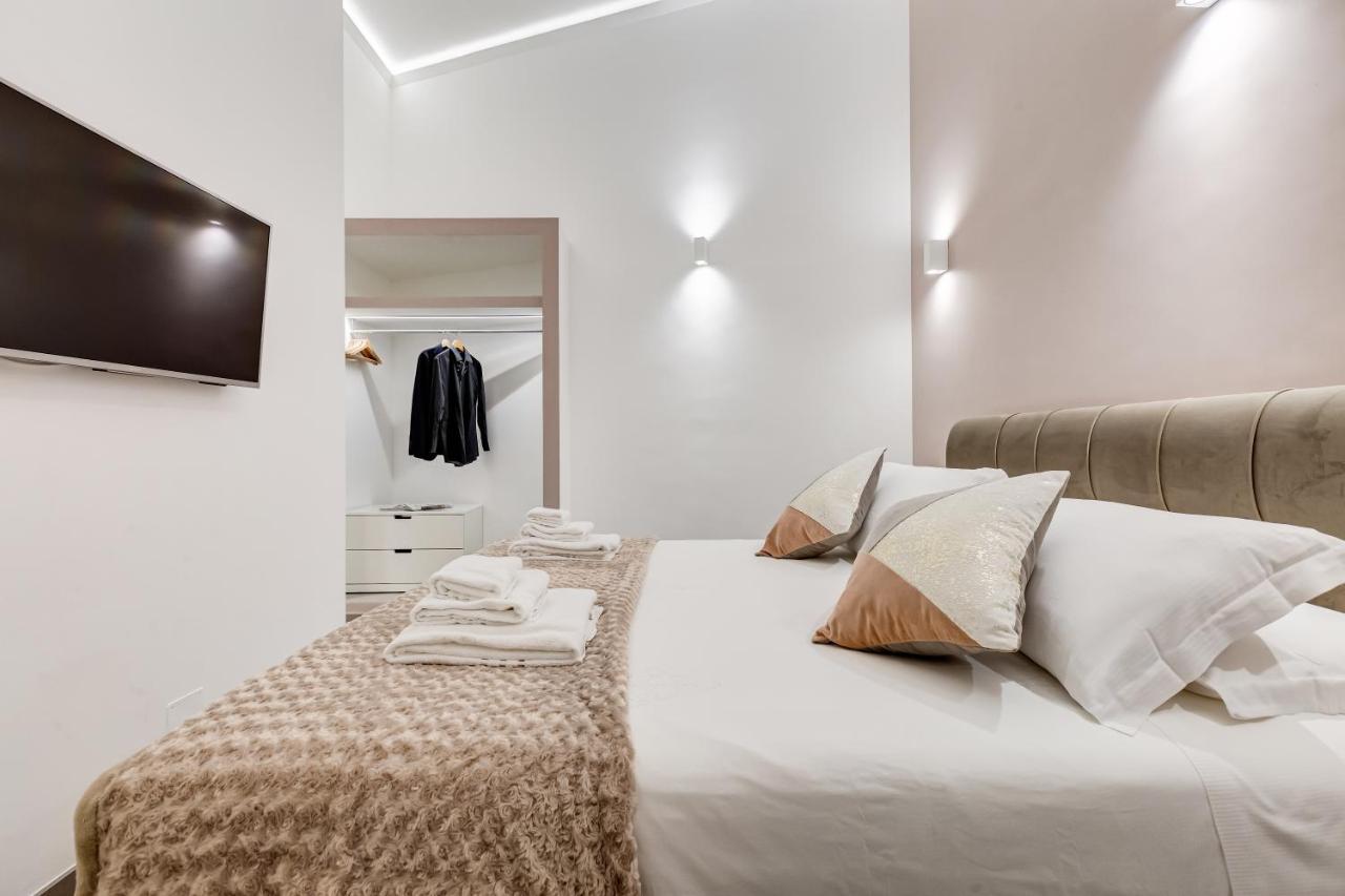 Unoseitre - Luxury Apartment & Suite Rome Bagian luar foto