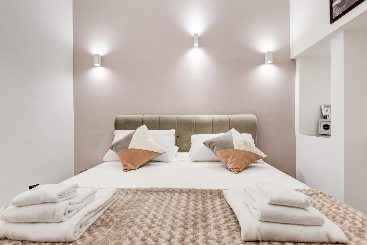 Unoseitre - Luxury Apartment & Suite Rome Bagian luar foto