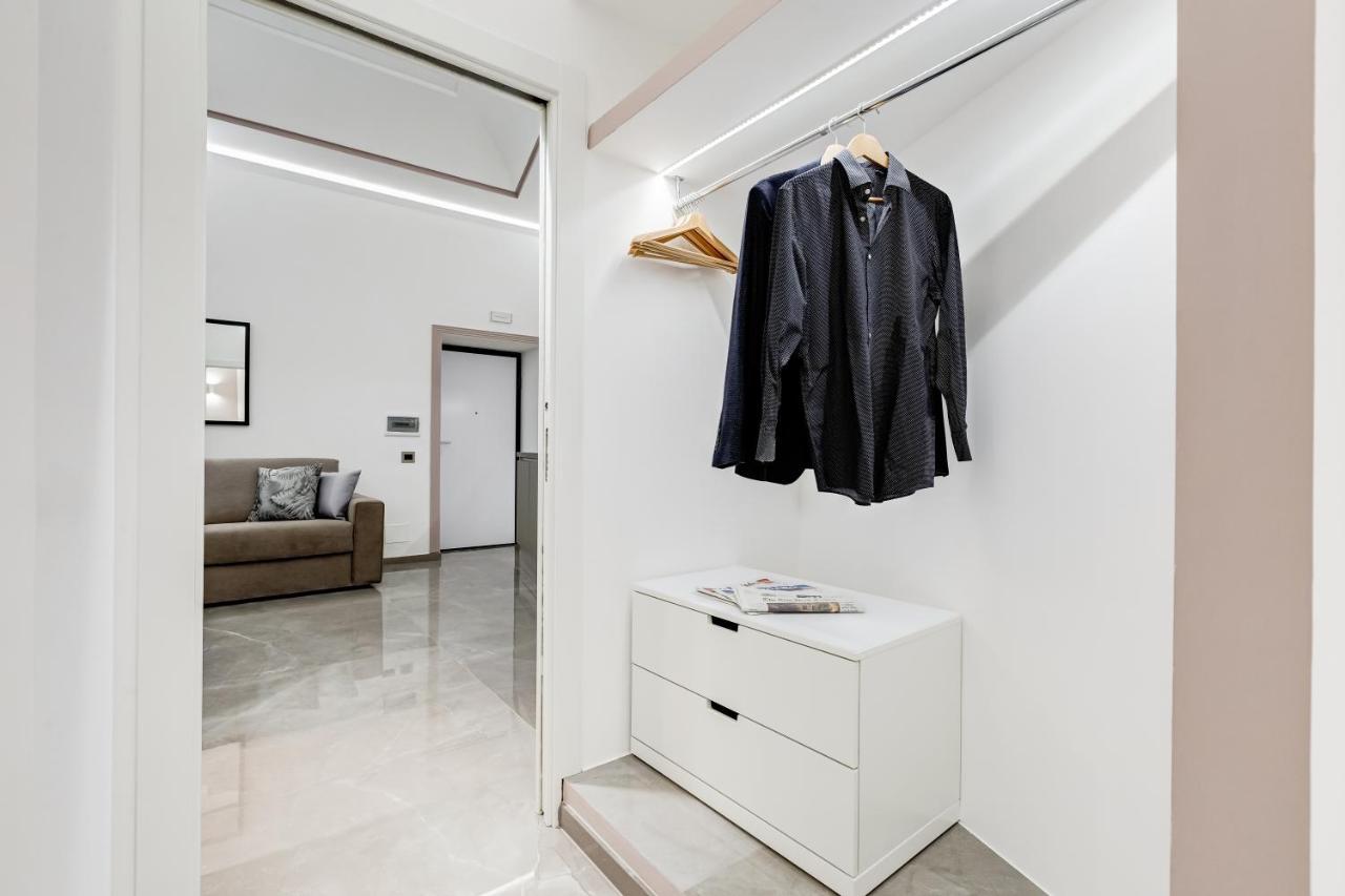 Unoseitre - Luxury Apartment & Suite Rome Bagian luar foto