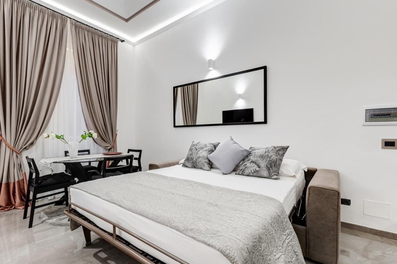 Unoseitre - Luxury Apartment & Suite Rome Bagian luar foto