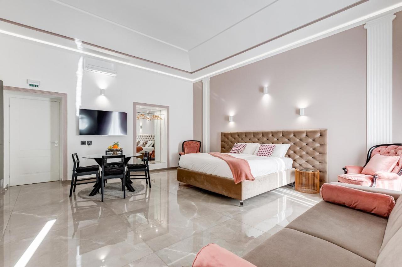 Unoseitre - Luxury Apartment & Suite Rome Bagian luar foto