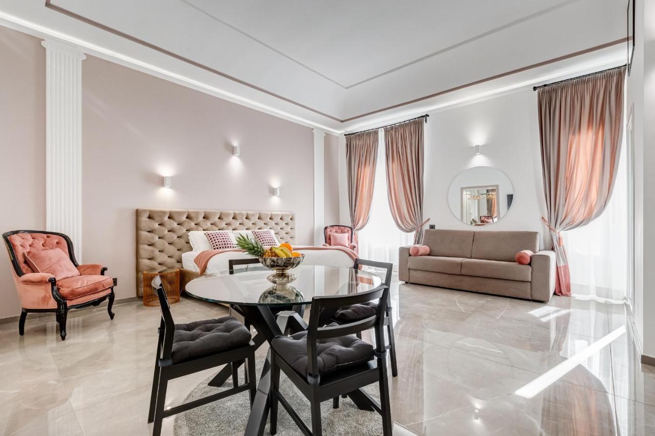 Unoseitre - Luxury Apartment & Suite Rome Bagian luar foto